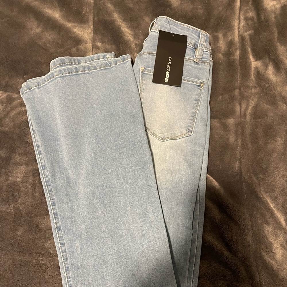 NWT HIGH RISE FASHION NOVA JEANS